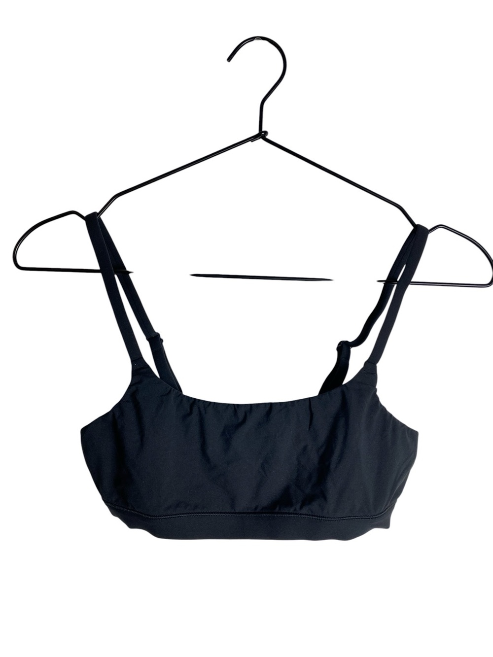 Quince Satin-Sculpt Cross Back Adjustable Sports Bra